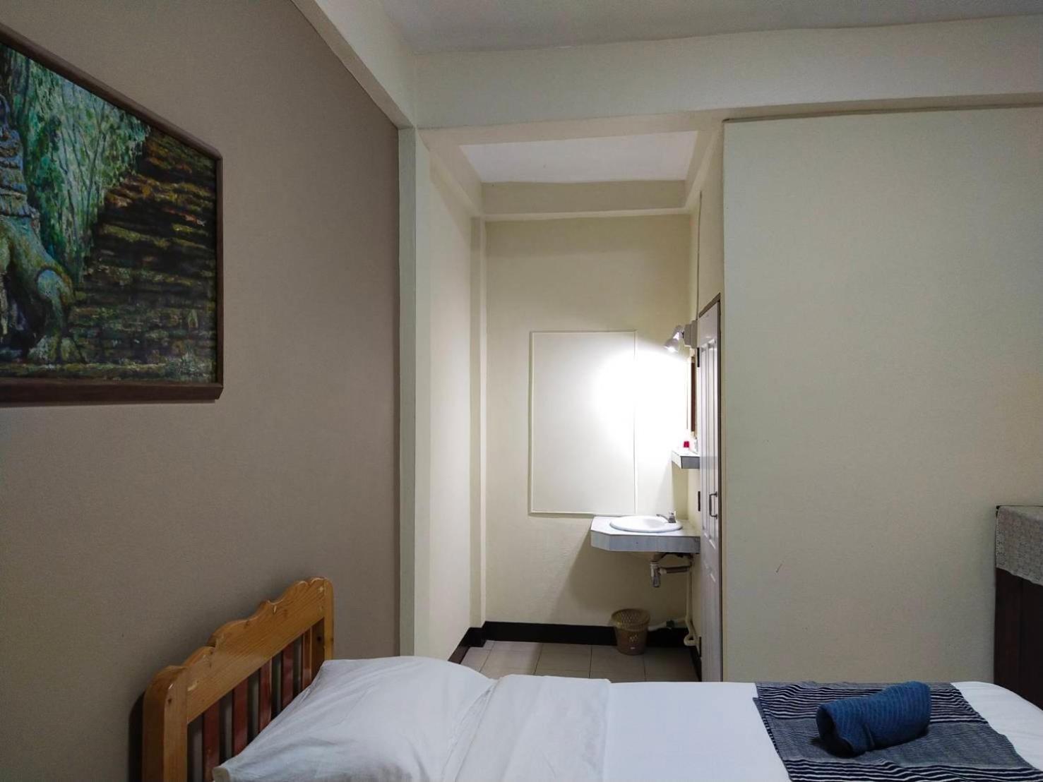 The Shire Guesthouse Chiang Mai Quarto foto